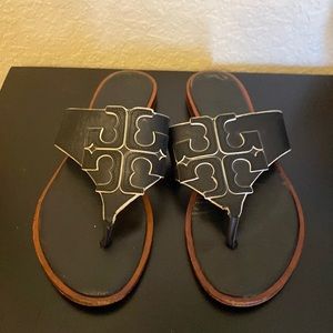 Tory Burch thong sandals black with white trimming size 6.